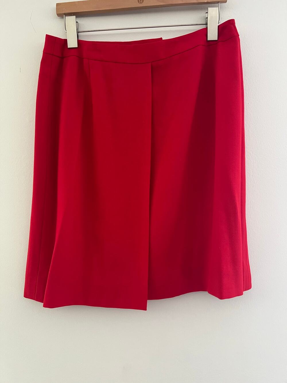 Carlisle 100% Wool Bright Red Short Skirt Fully Lined Size 12 SG